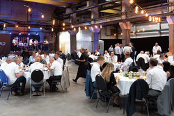 Intensive networking also at the joint dinner in the former iron foundry